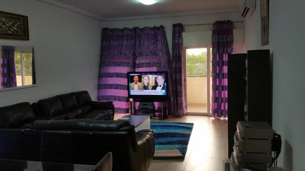 Cher Cite Axa Dakar 0*,  Senegal